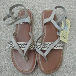 NIB - TOMS Lexie Sandals Size 9